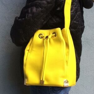 Vince Camuto NWT Janet Drawstring Bag with flaw on backside